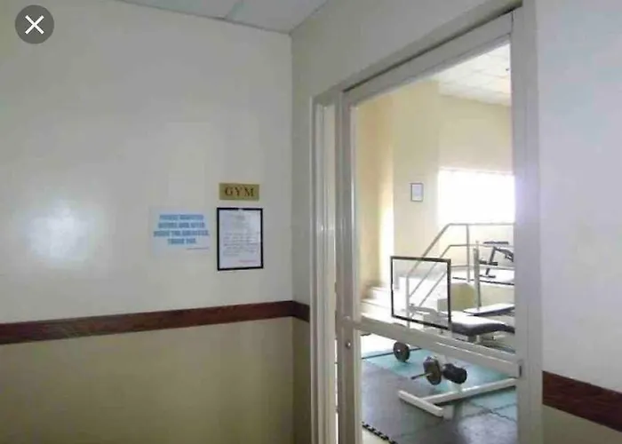 Appartement 3br 70sqm Free Internet, Penthouse Unit In Ermita, Near Us Embassy